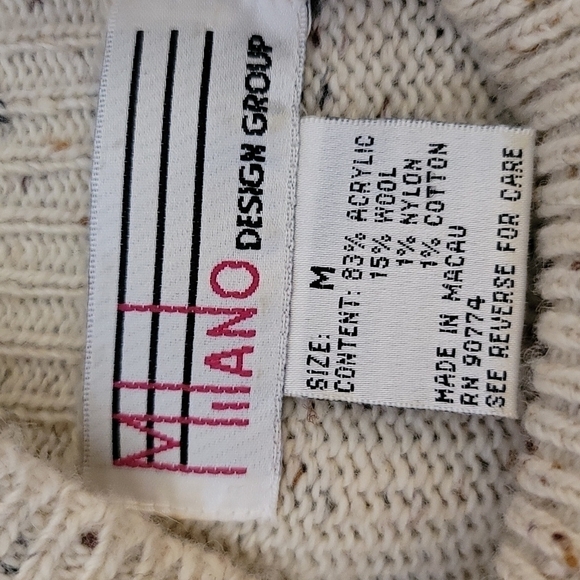Milano Design Group Vintage Tan And Brown Wool Blend Sweater - Size Medium - Picture 5 of 6